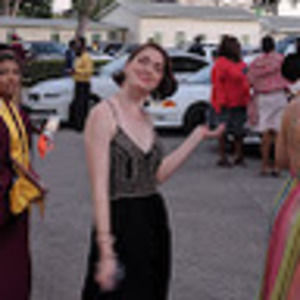 Meet your Posher, Danielle